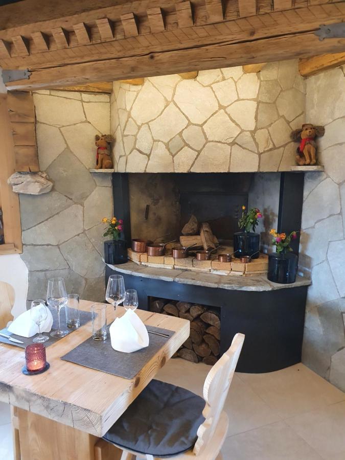 Le Vieux Chalet Cresuz Exteriör bild